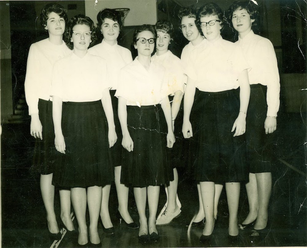 Women's basketball team, 1964