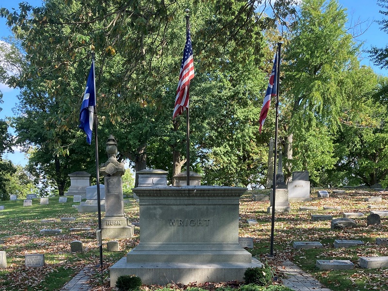 Photo of Wright family gravesite at Woodland Cemetery, Dayton, Ohio