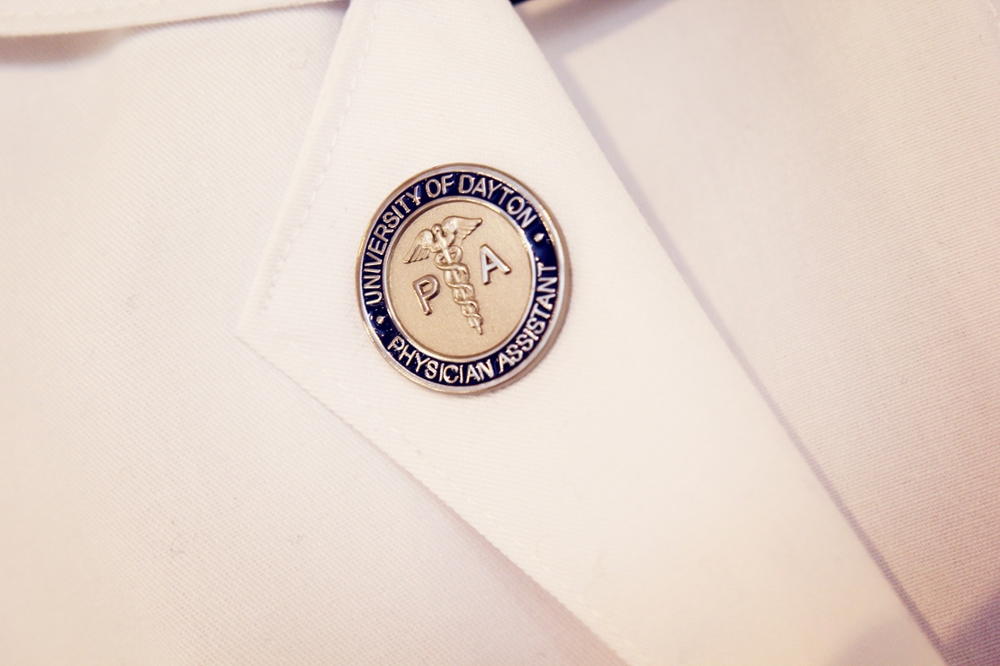 UD Physician Assistant lapel pin