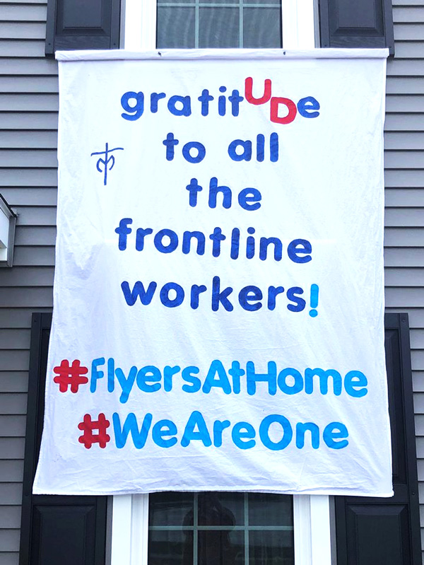 Sheet sign thanking frontline workers